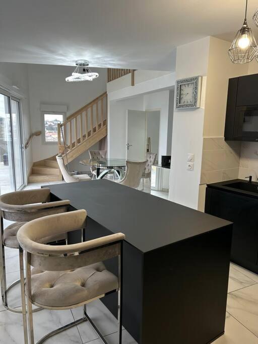 شقة Appart Duplex 87M2 Pres D'Airbus تولوز المظهر الخارجي الصورة