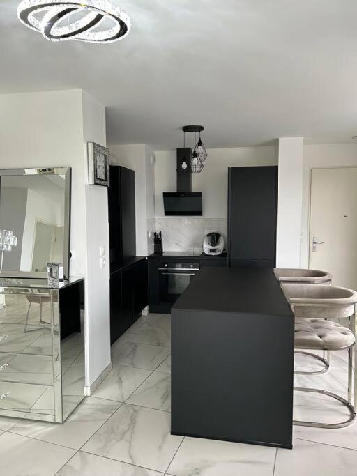 شقة Appart Duplex 87M2 Pres D'Airbus تولوز المظهر الخارجي الصورة