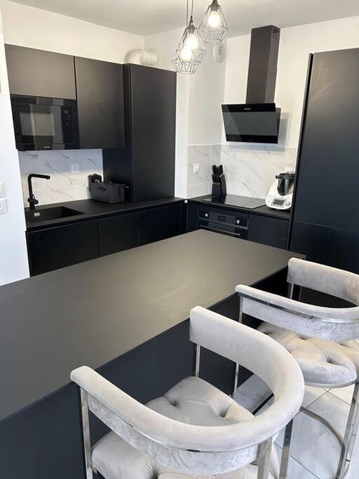 شقة Appart Duplex 87M2 Pres D'Airbus تولوز المظهر الخارجي الصورة